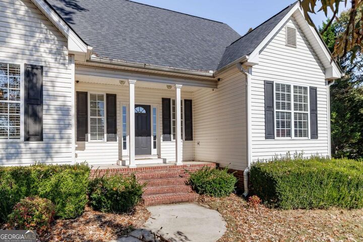 Property Photo: 45 Fiddle Creek GA 30025