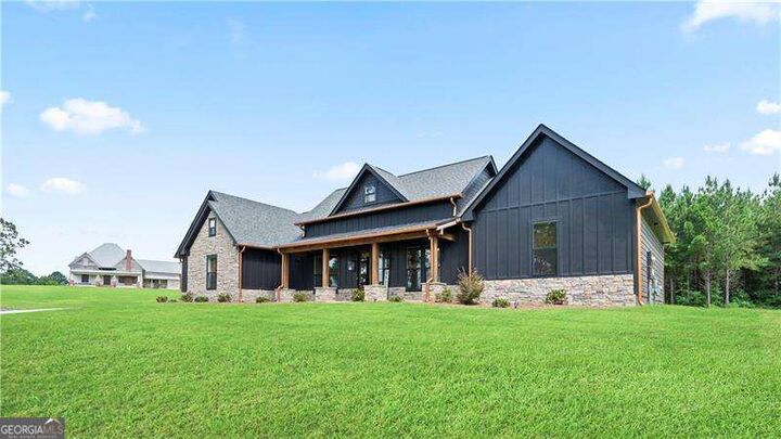 Property Photo: 100 Rainey Road GA 30179