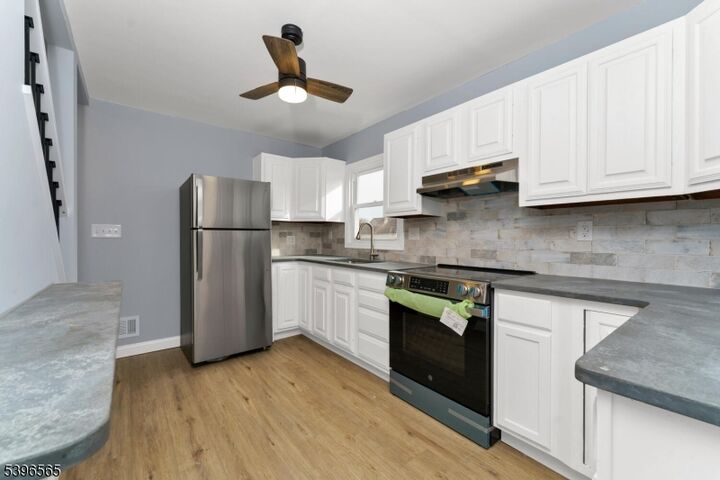 Property Photo:  133 Elmhurst Dr  NJ 08865 