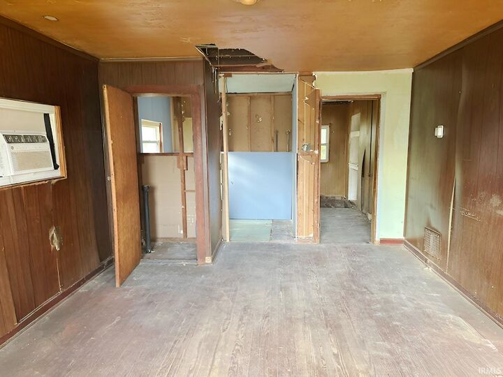 Property Photo: 4129 Kedzie Road IN 47712