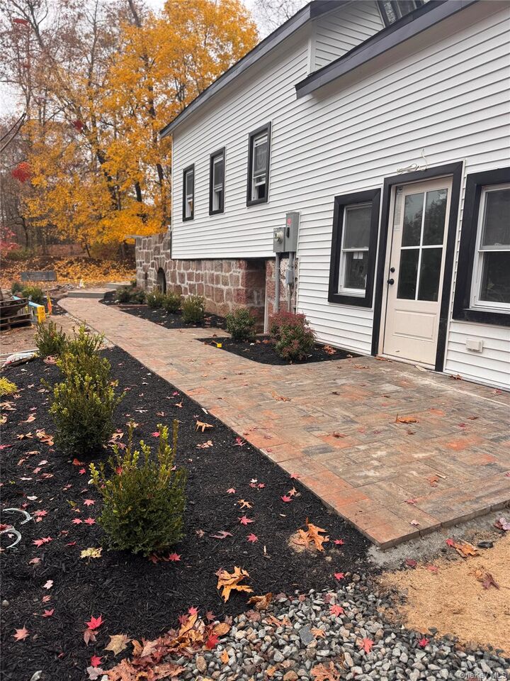 Property Photo:  263 S Mountain Road  NY 10956 