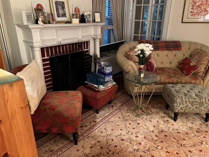 Property Photo:  150-67 87 Avenue  NY 11432 