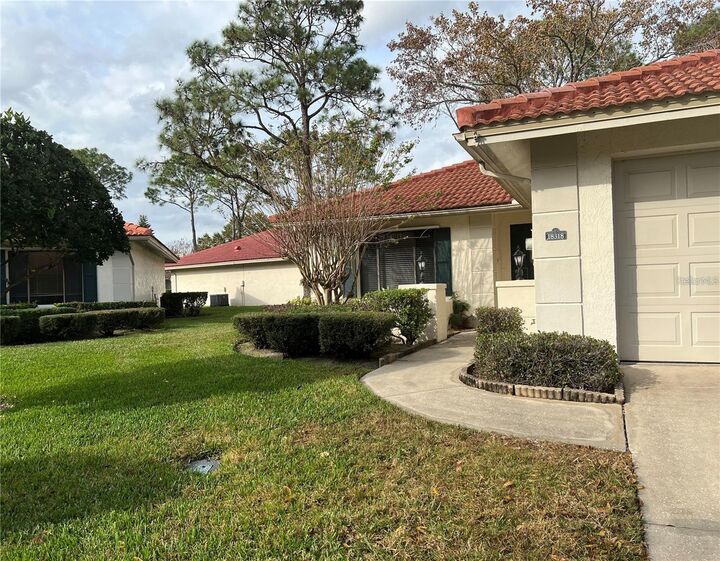 Property Photo: 18318 Aintree Court FL 33647