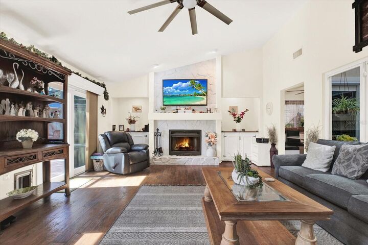 Property Photo:  705 Brinton Court  FL 33511 