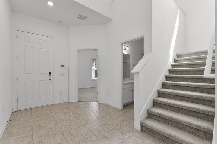 Property Photo:  12676 Salomon Cove Drive  FL 34786 