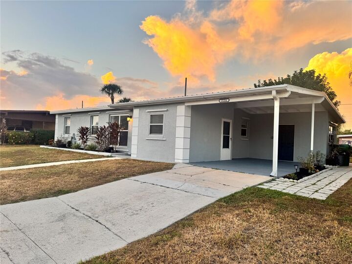 Property Photo:  21354 Glendale  FL 33952 