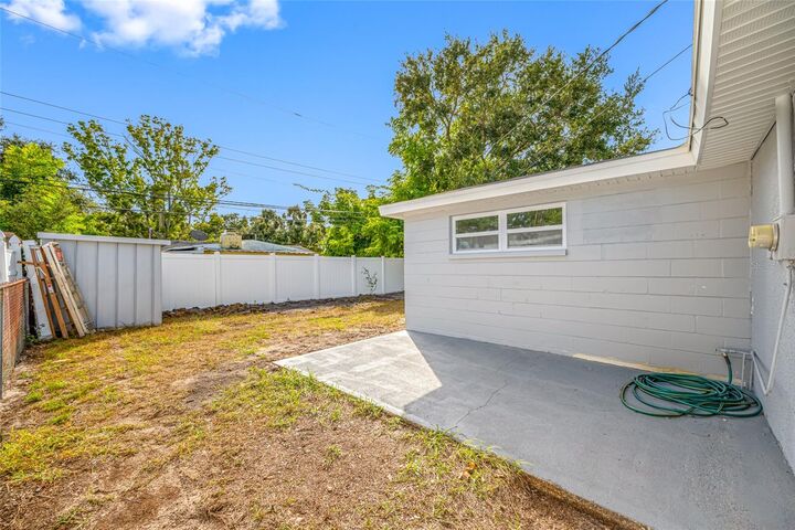 Property Photo:  8946 Dream Way  FL 33773 