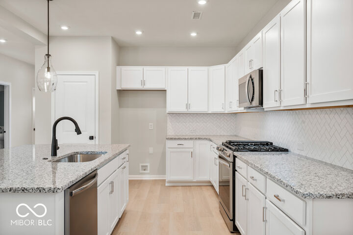 Property Photo: 14234 Coyote Ridge IN 46060