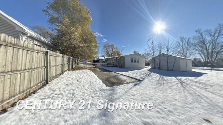 Property Photo: 530 Jefferson Street MI 48626