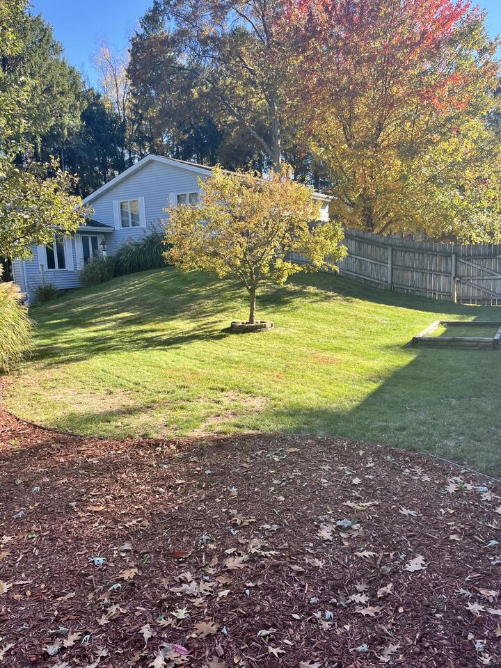 Property Photo: 2250 Deanna Street MI 49444