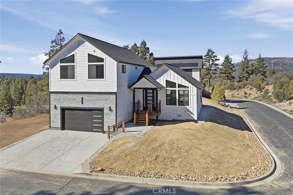 Property Photo: 447 Tanglewood Drive CA 92314