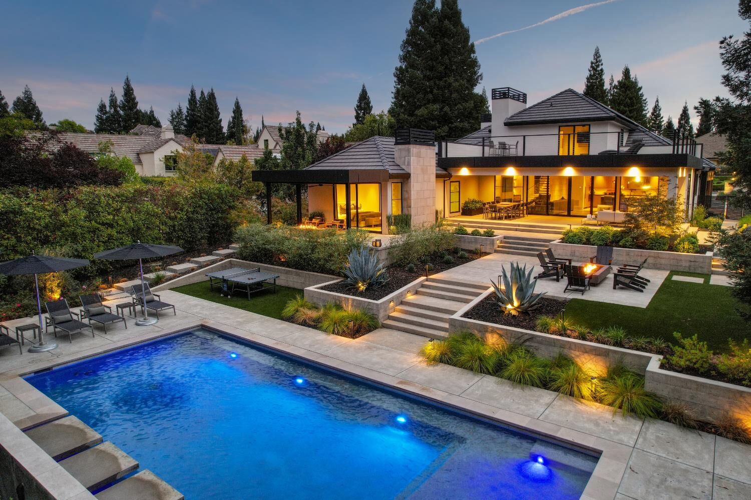 Property Photo: 5020 Manchester Court CA 95746