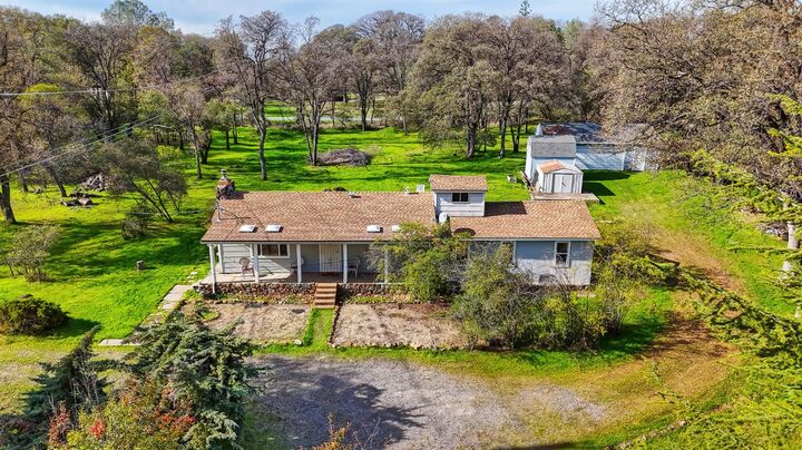 Property Photo: 1811 Little Creek Road CA 95602