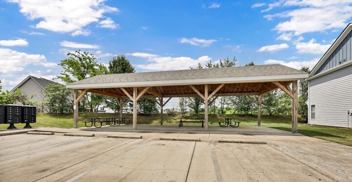 Property Photo: 1053 Enclave Ave TN 37146