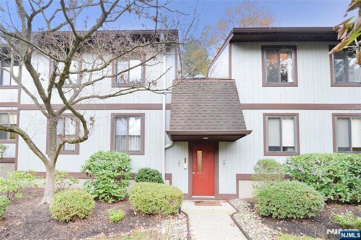 50 Rock Road B6  Hawthorne NJ 07506 photo