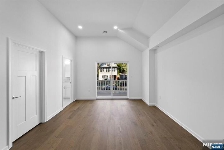 410 Morris Place  Roselle NJ 07203 photo