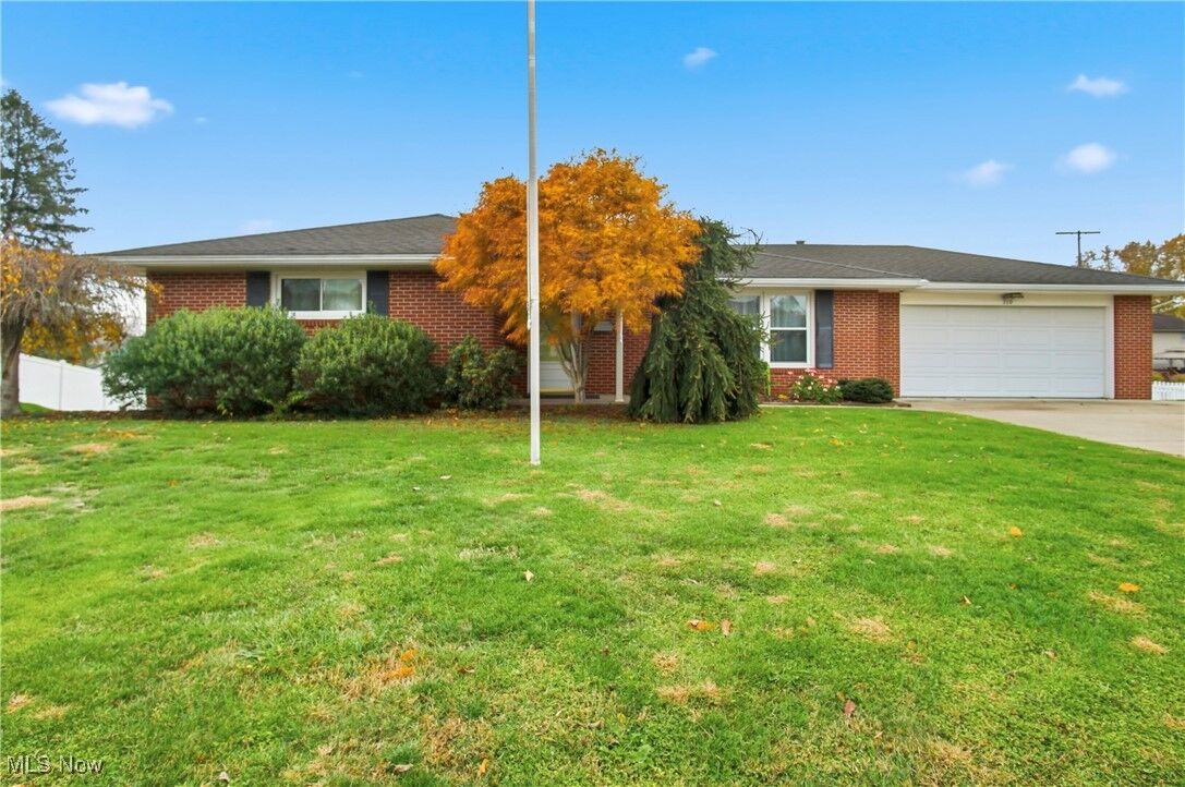 Property Photo:  310 Elm Street  OH 43734 