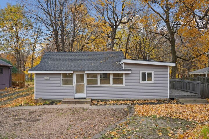Property Photo:  18965 Lake Ave  MN 55391 