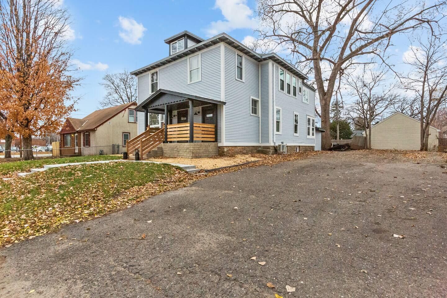 Property Photo:  4405 Morgan Avenue N 2  MN 55412 