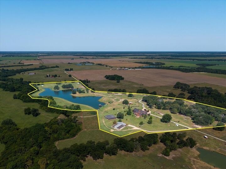 Property Photo:  695 County Road 36120 Road  TX 75446 