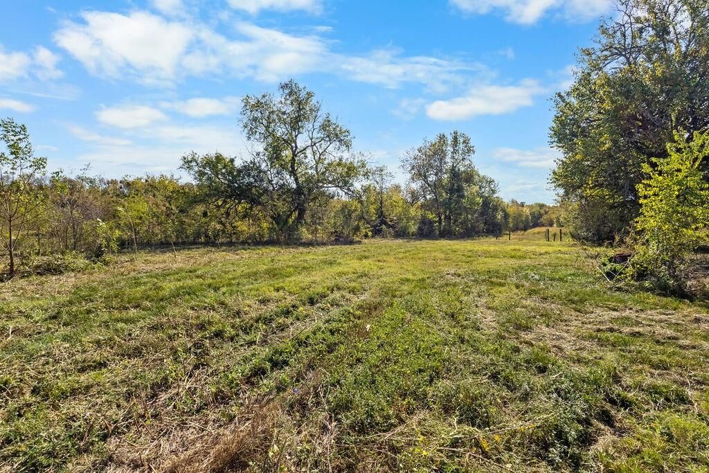 Property Photo:  2353 County Road 4225  TX 75441 