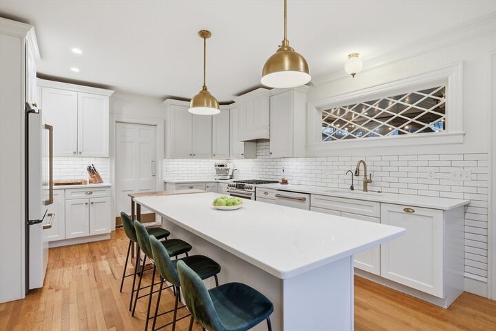 Property Photo:  27 Lexington Ave  MA 01040 