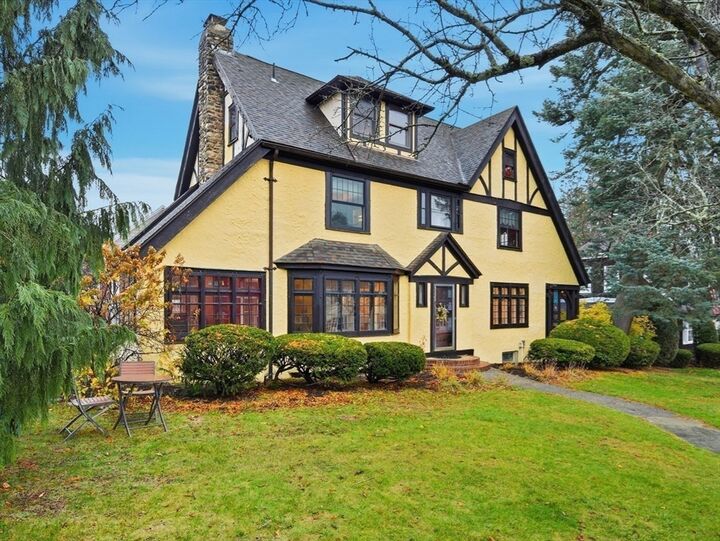 Property Photo: 27 Lexington Ave MA 01040