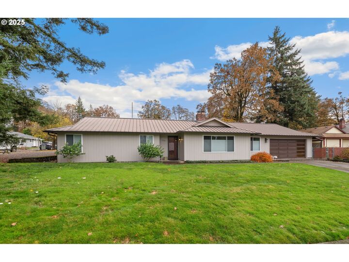 Property Photo:  17125 SE Shadow Ct  OR 97267 