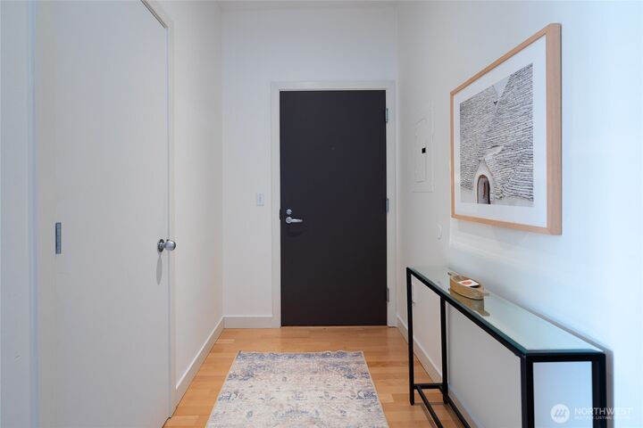 Property Photo:  720  Queen Anne Avenue N 406  WA 98109 