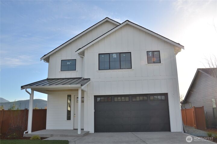 Property Photo: 613 Bucko Avenue WA 98284