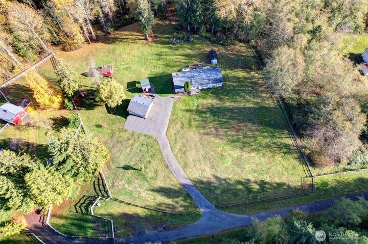 Property Photo:  5619  Happy Hollow Road  WA 98292 