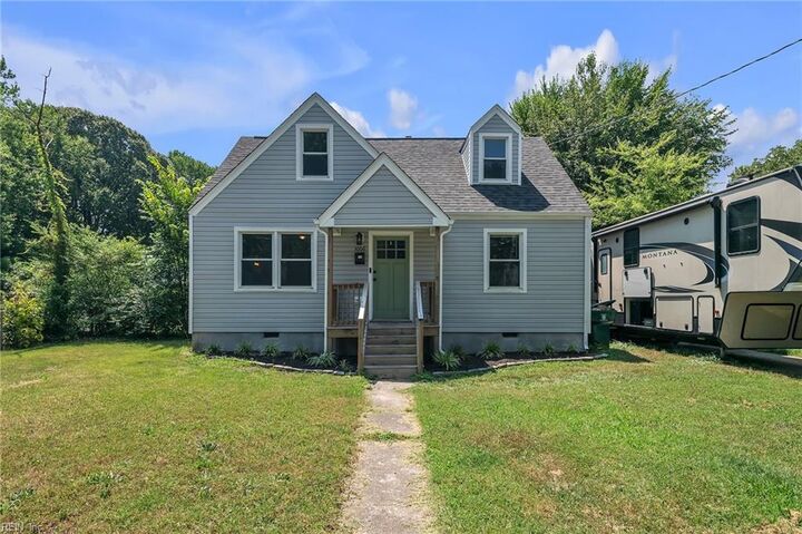 1006 De Gaule St  Newport News VA 23605 photo