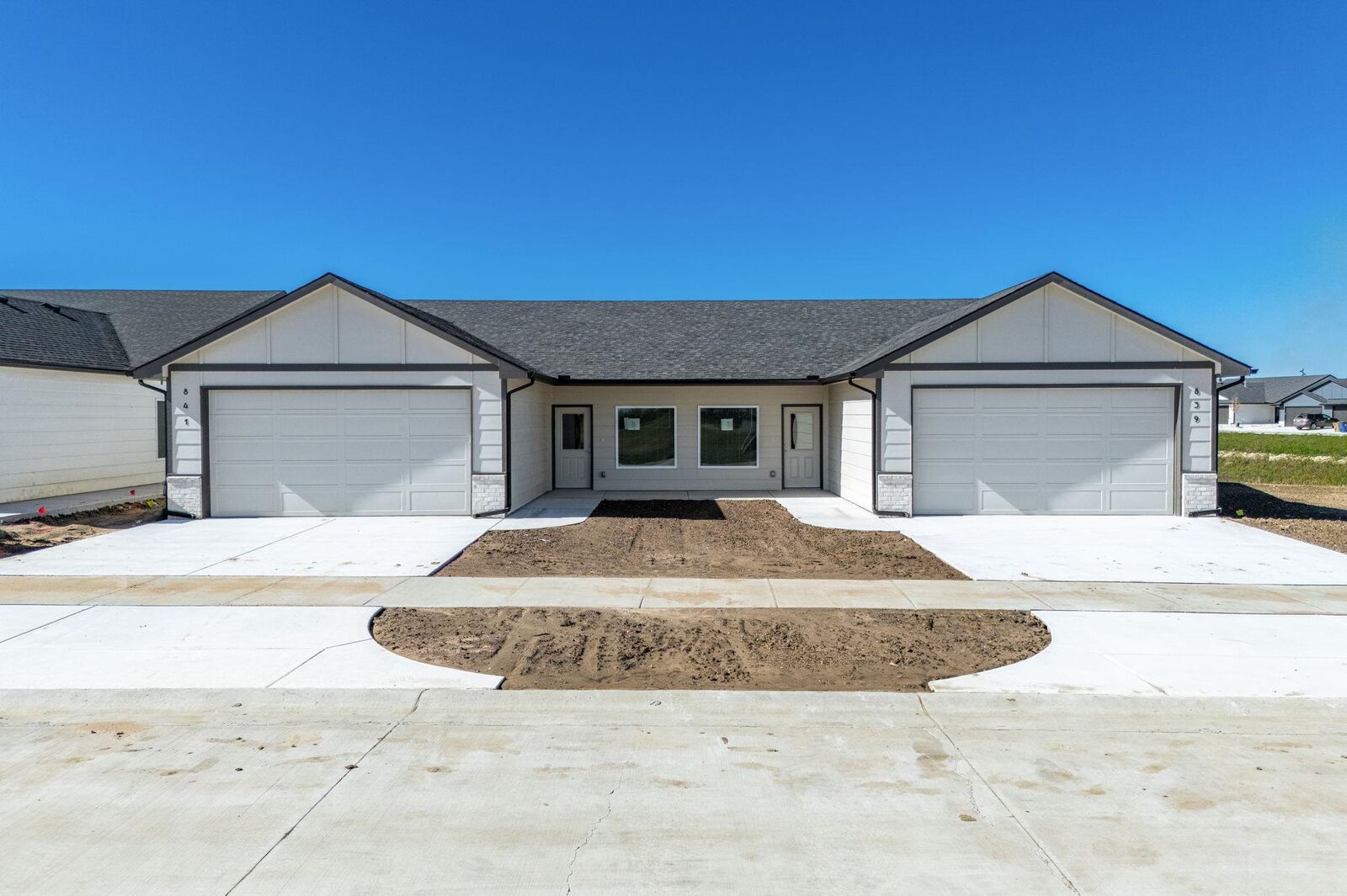 Property Photo:  847 S Wybern St  KS 67147-8977 