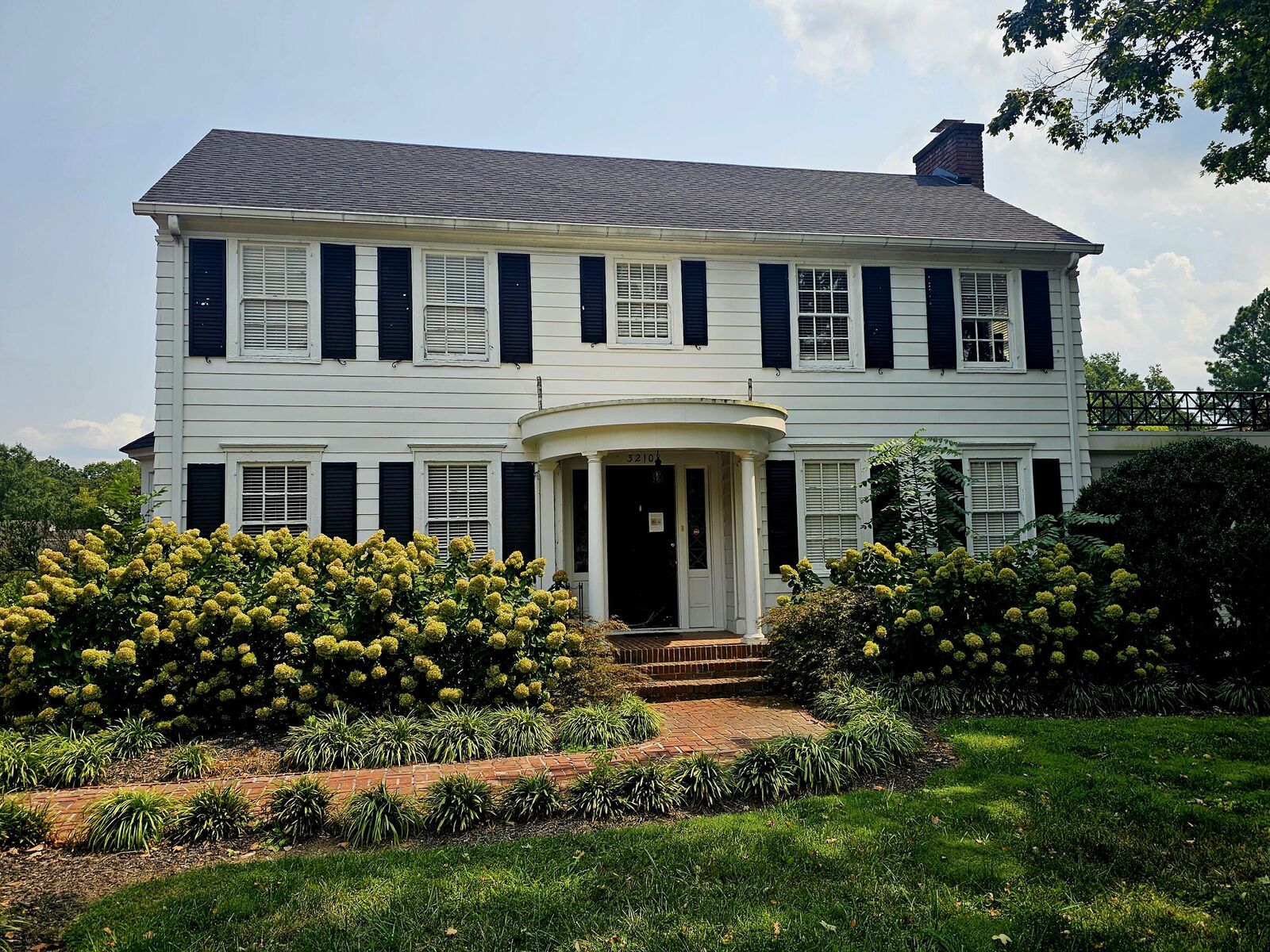 Property Photo:  3210 N Ocoee Street N  TN 37312 