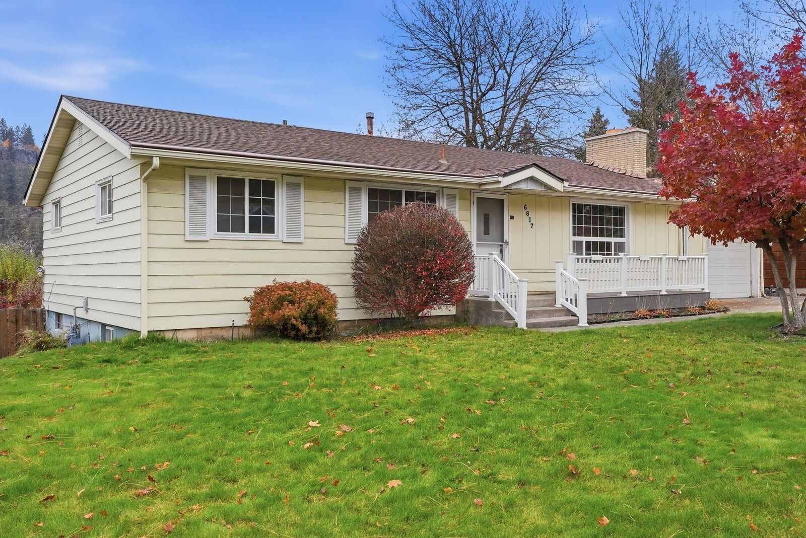 Property Photo:  6817 N Fox Point Dr  WA 99208 