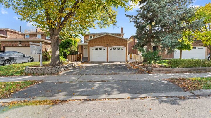 42 Tanager Square  Brampton ON L6Z 1X2 photo