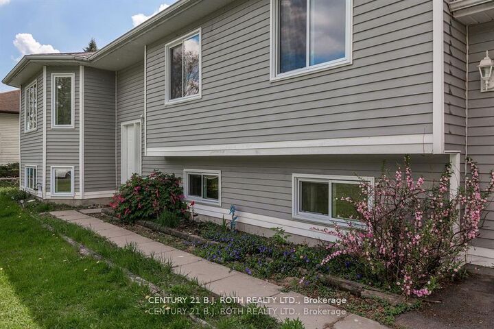 Photo de la propriété: 7972 County 13 Road ON L0M 1M0