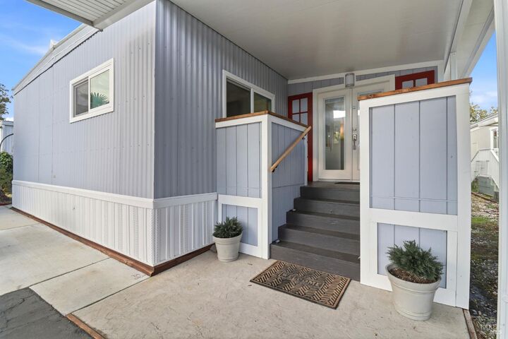 Property Photo:  805 Las Palmas  CA 94949 