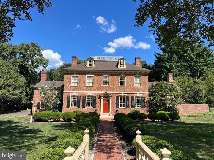 Property Photo: 1101 Smallbrook Lane PA 17403