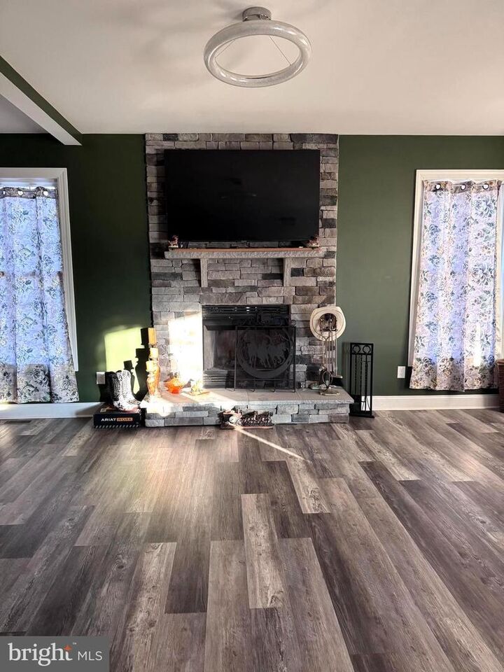 Property Photo: 9022 Vistaview Lane VA 22701