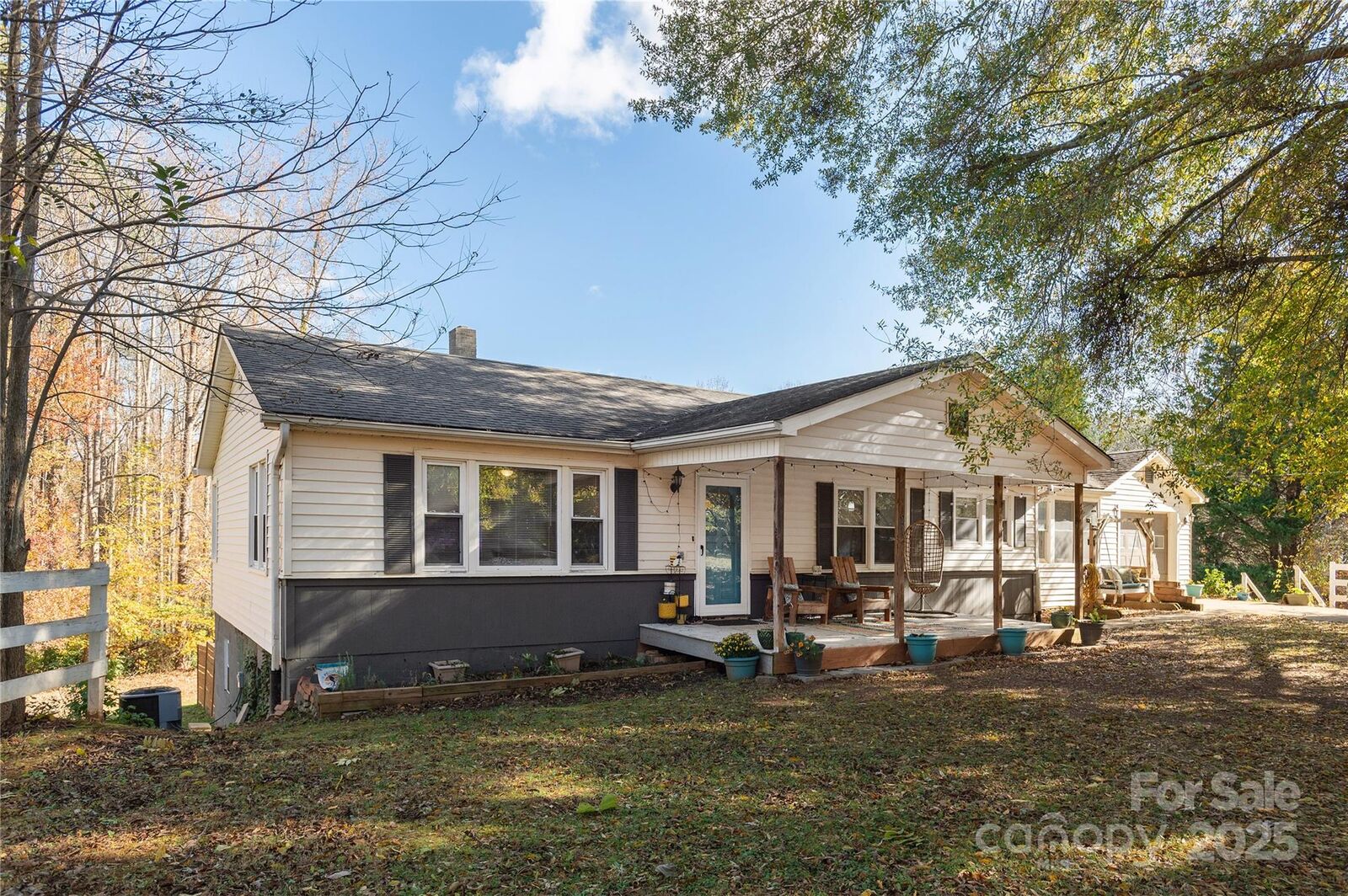 Property Photo:  21 Walker Street Extension  NC 28722 
