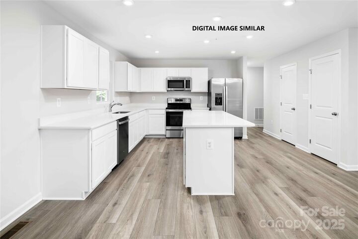 Property Photo: 209 Iris Court 1436 SC 29728