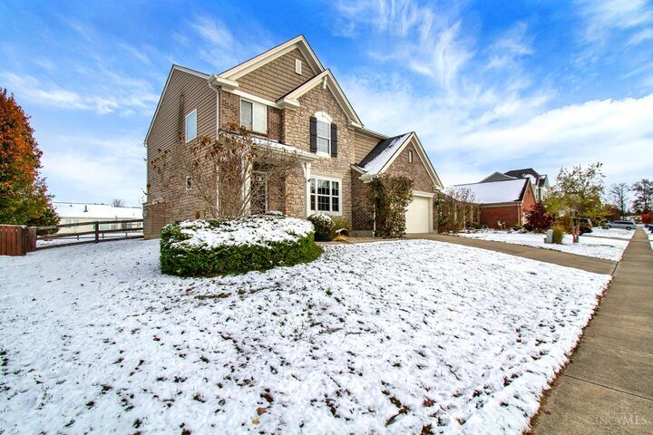 Property Photo:  2140 Crossridge Drive  OH 45103 