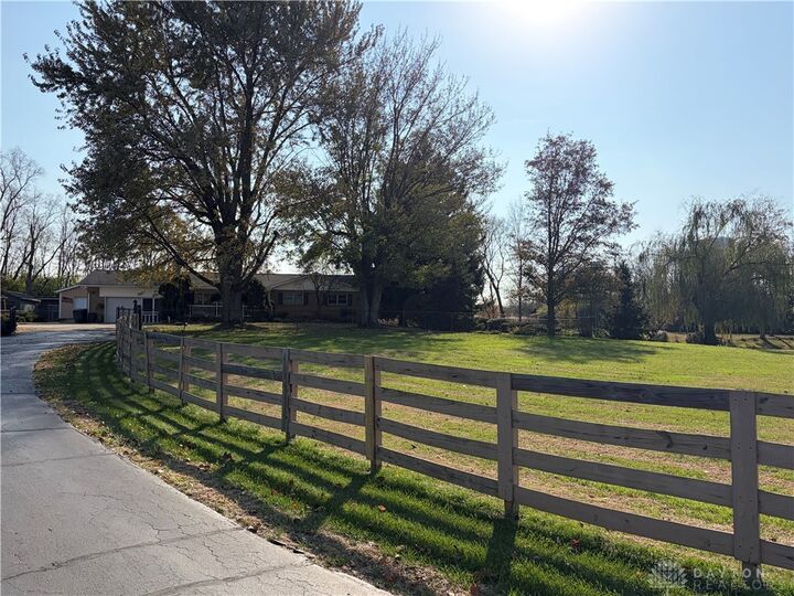 5148 Dearth Road  Springboro OH 45066 photo