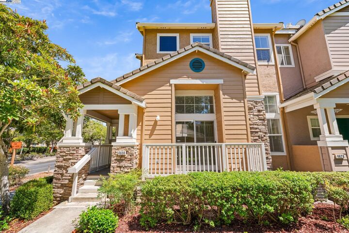 Property Photo: 4630 Central Pkwy CA 94568