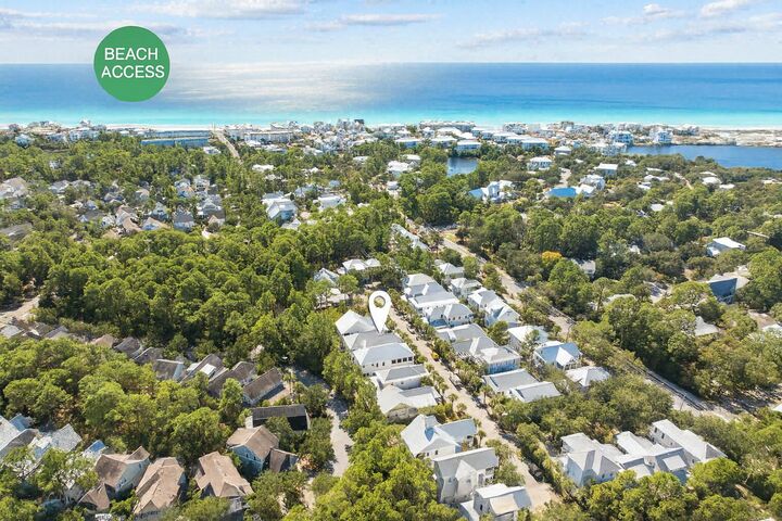 Property Photo:  83 Eastern Lake Court  FL 32459 