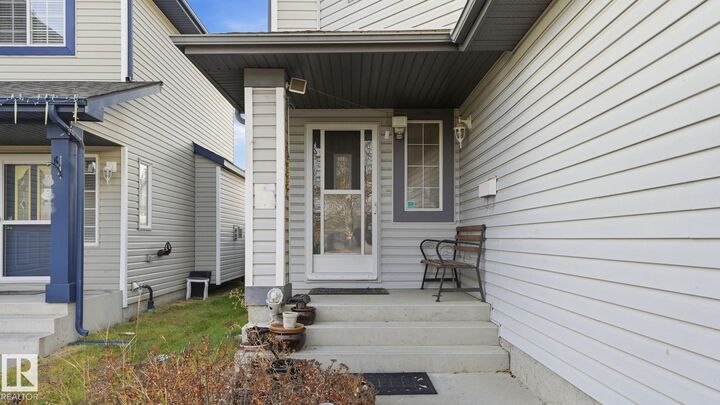 Property Photo:  4712 201 Street NW  AB T6M 2X7 