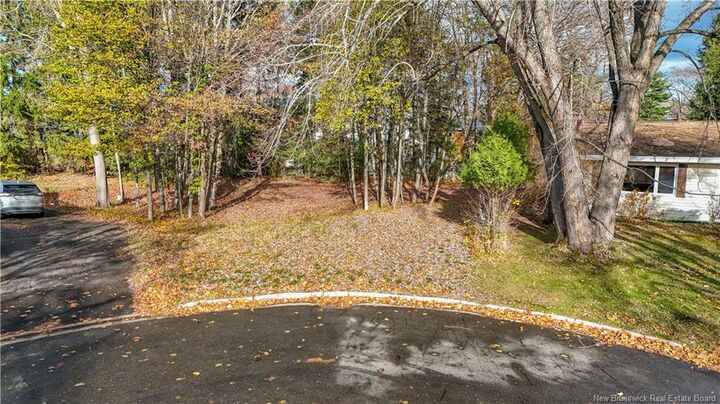 33 Burse Court  Fredericton NB E3A 3C7 photo