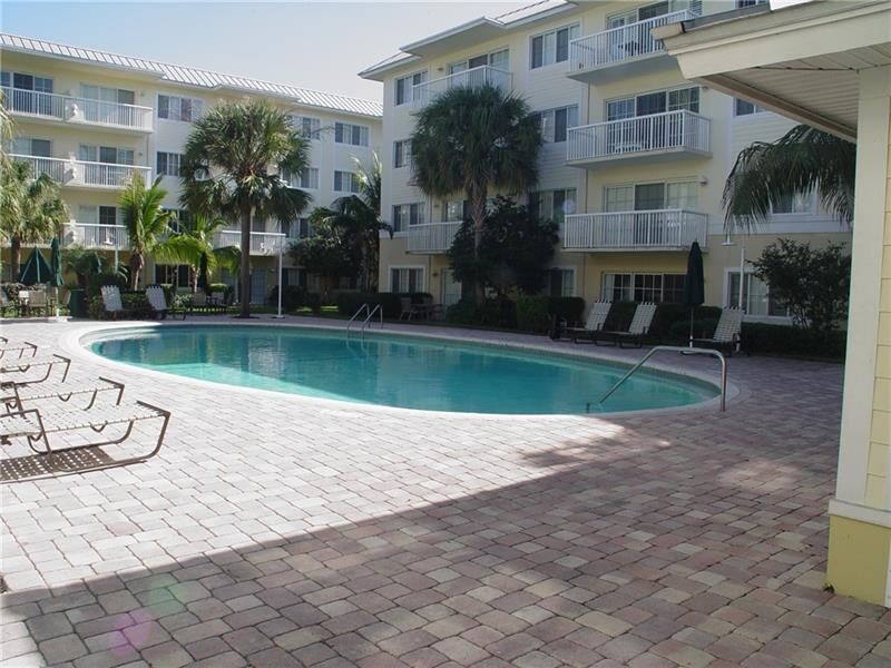 Property Photo: 1515 E Broward Blvd 325 FL 33301