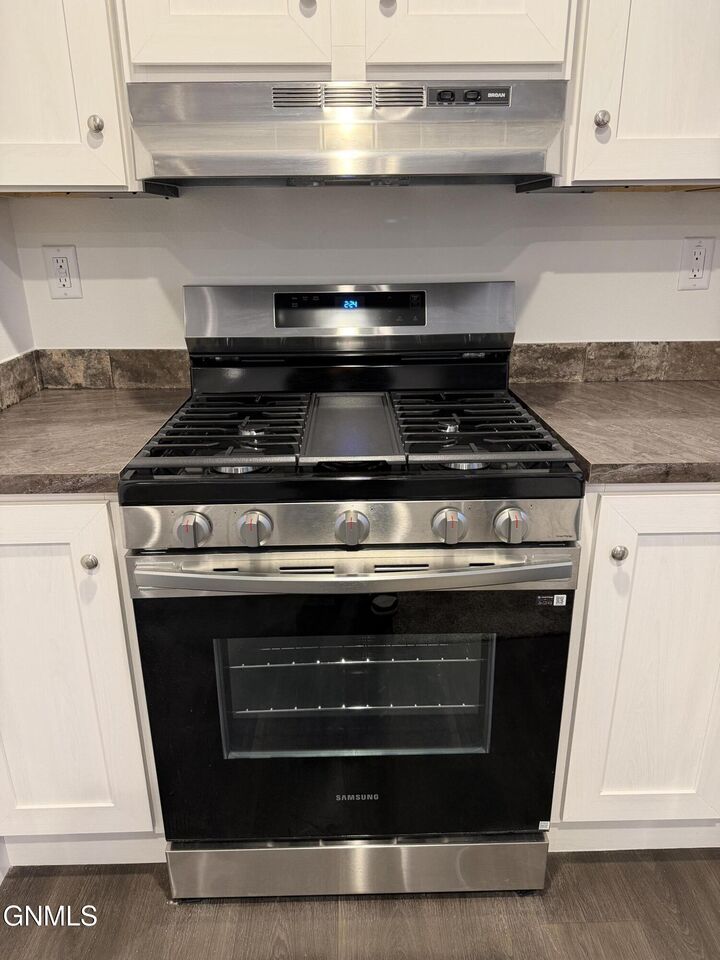 Property Photo: 119 Countryside Lane ND 58554